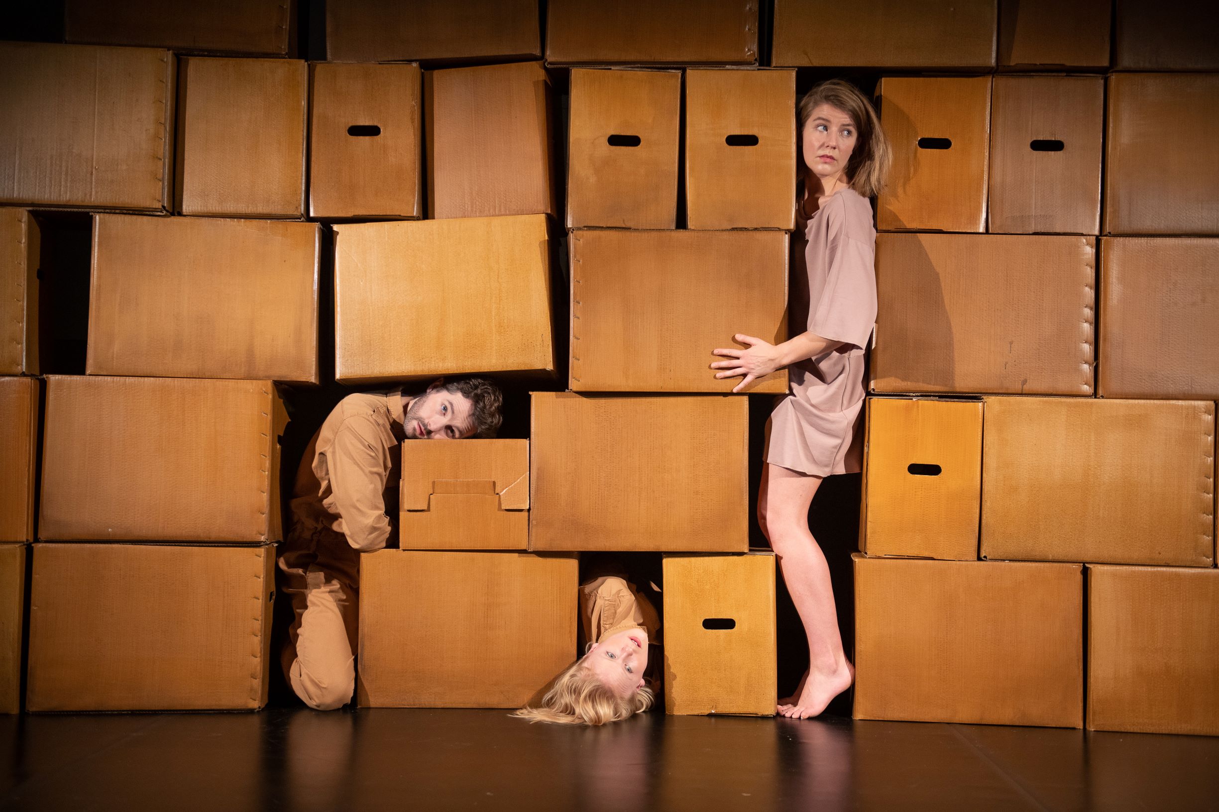 En hel – Foto Søren Meisner -7523 komprimeret 2 En hel er en halv og to kvarte - en forestilling om at være delebarn